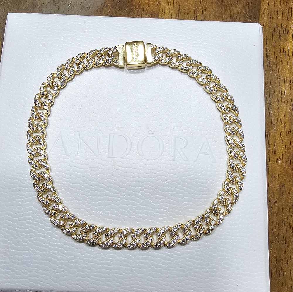 Pandora Pavé Cuban Chain Bracelet